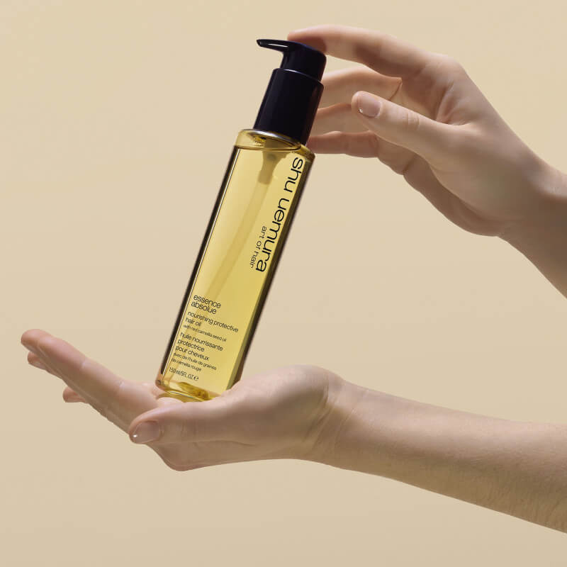 Huile nourrissante protectrice Essence Absolue Shu Uemura 150ML