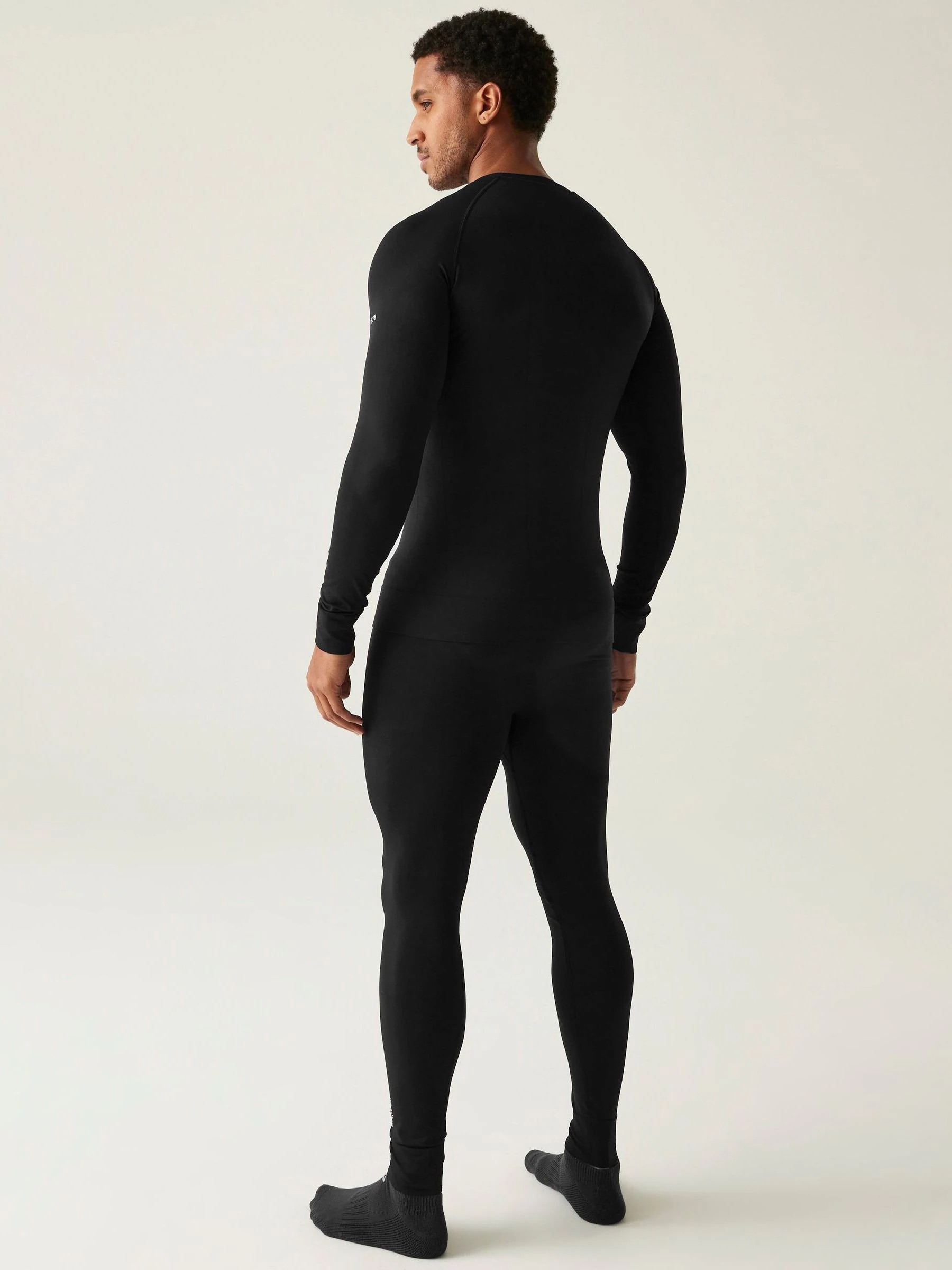 Dare 2b In The Zone III Black Baselayer Set