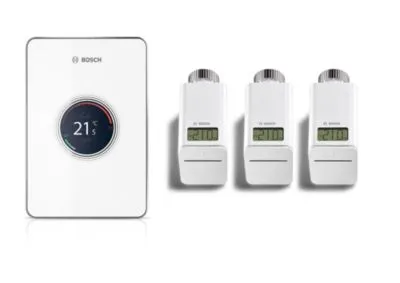 EasyControl CT200 - sæt, hvid. 1 styring og 3 termostater.
