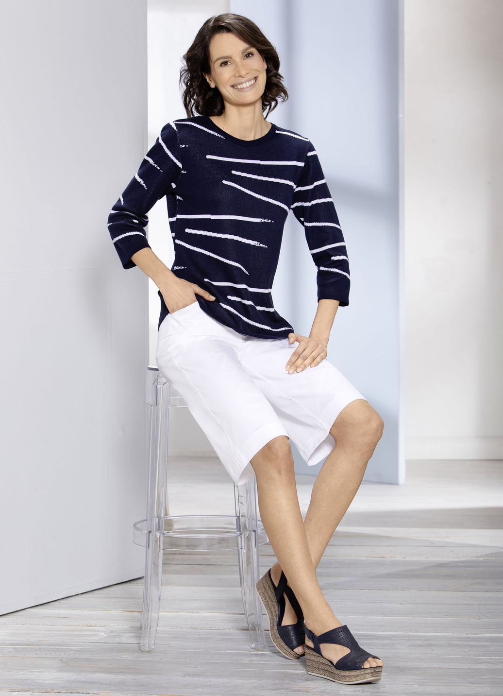 Pullover mit effektvollem Streifendessin