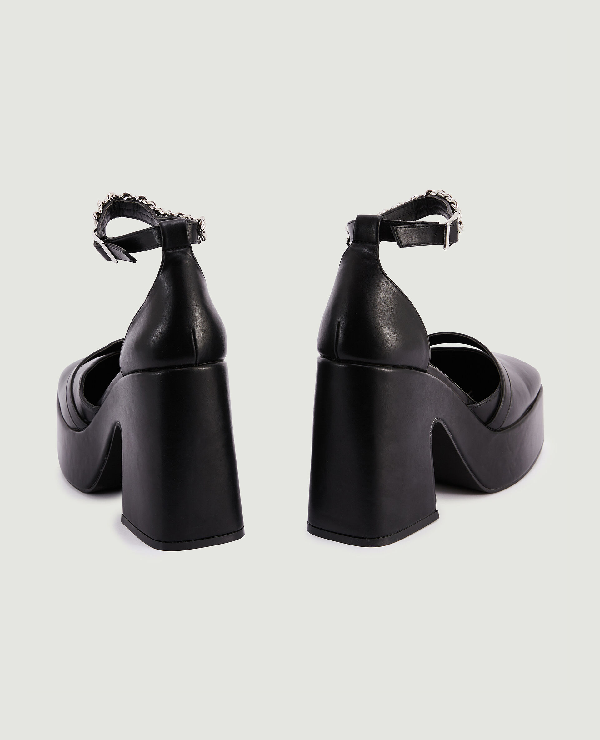 Sandales plateformes avec chaine cœurs - Noir