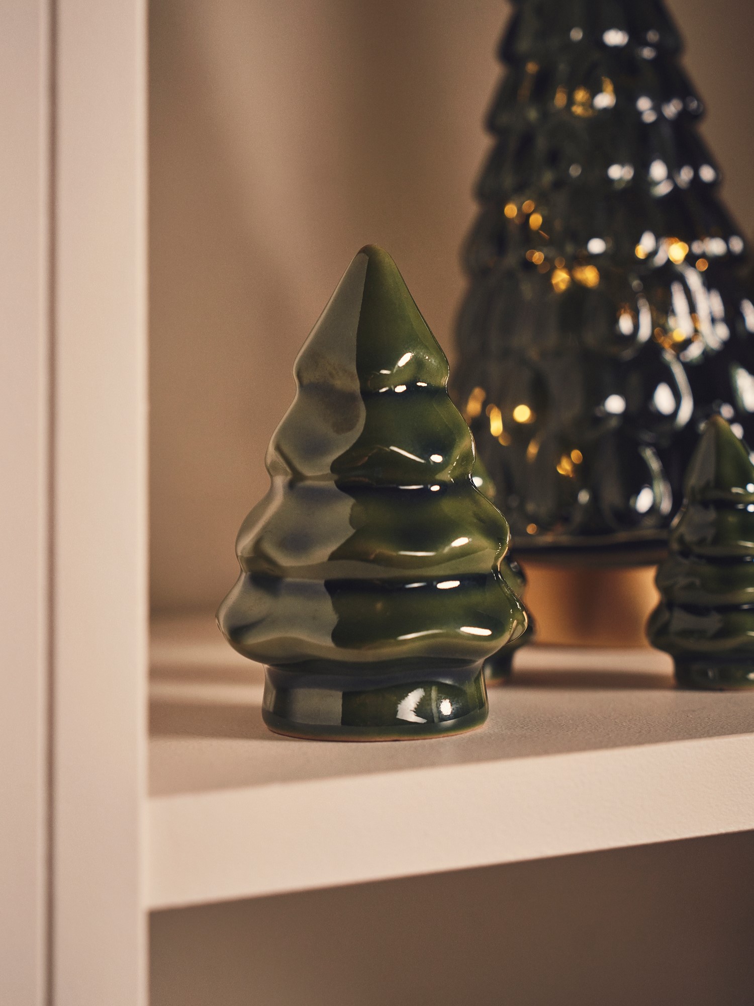 Træ til dekoration | Porcelæn. Ø6,5 x 10 cm. | Dark Green