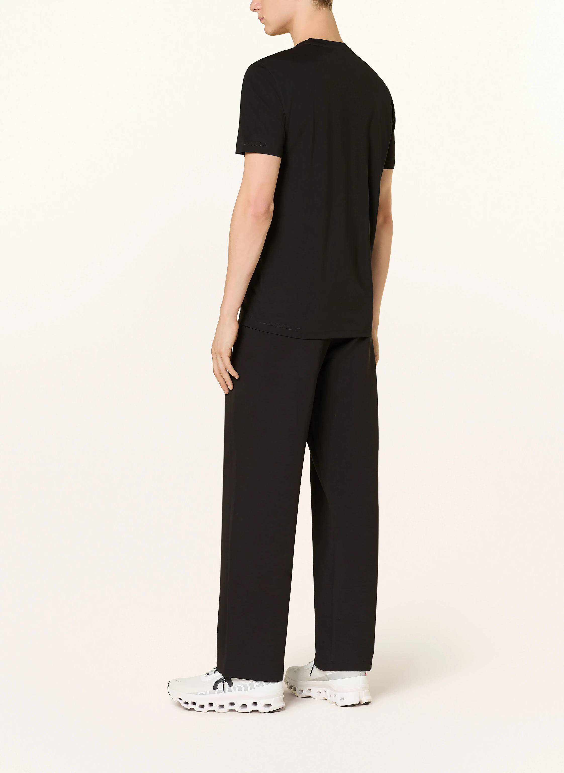EA7 EMPORIO ARMANI Sweatpants