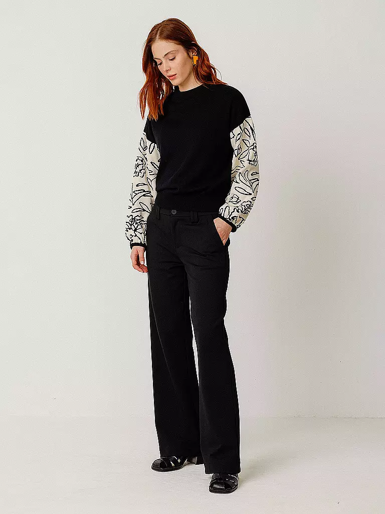 SKFK Pullover AITZA schwarz