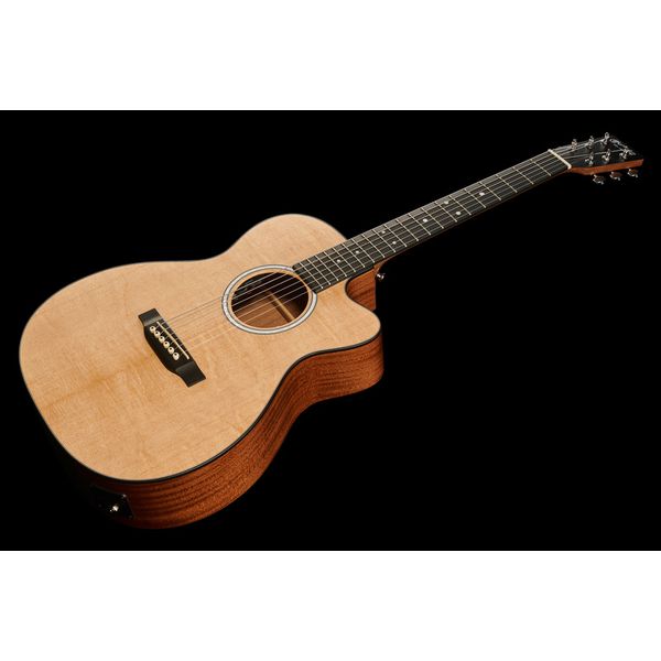 Martin Guitar 000CJr-10E, Sitka, Sapele