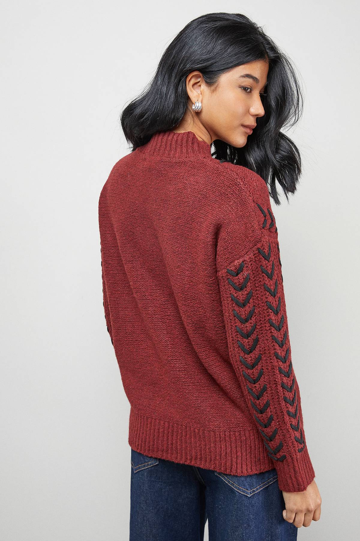 Warehouse synthétiquell Oversize à Détails de Surjet