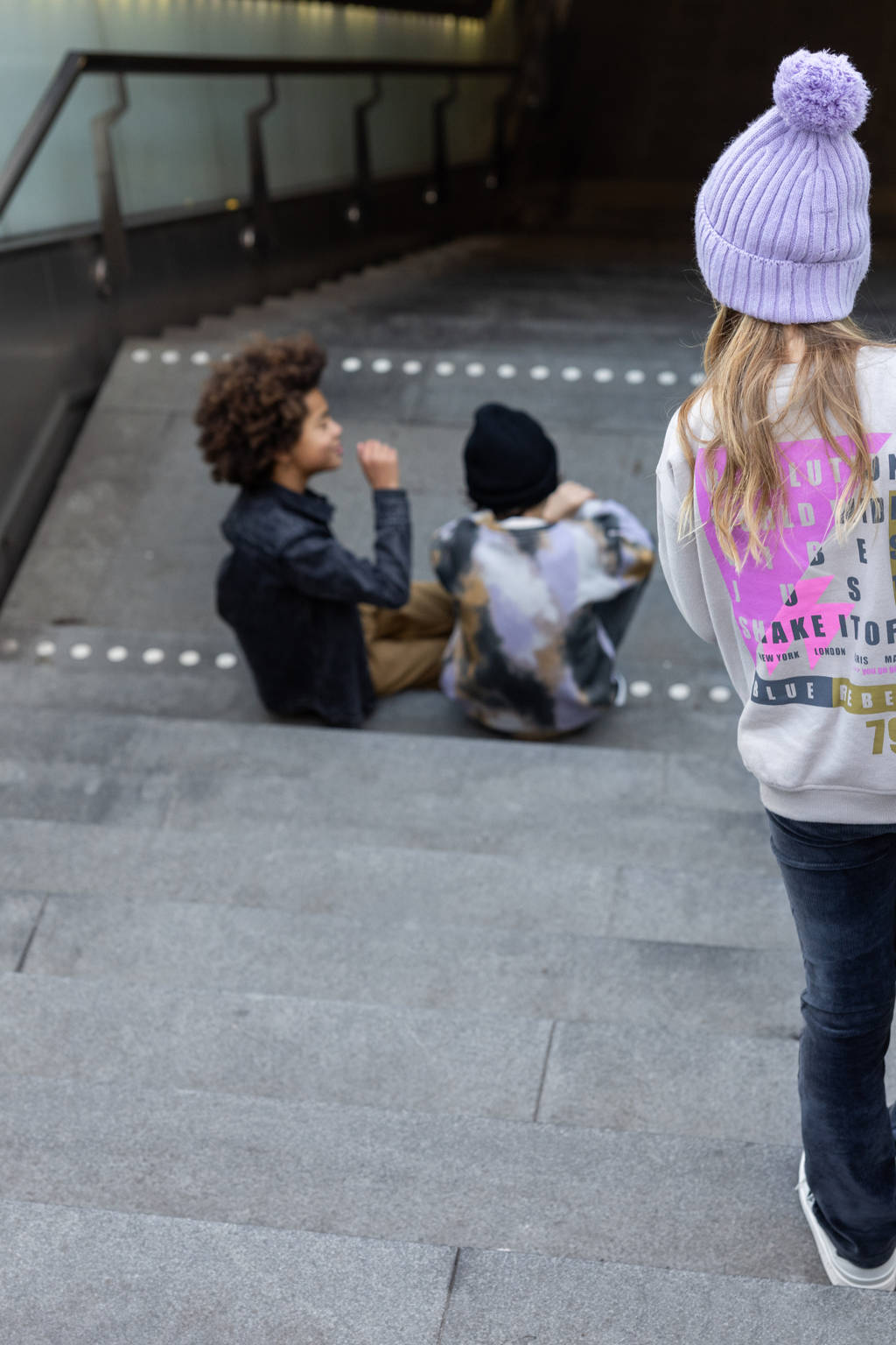 Blue Rebel sweater Layla met backprint beige/roze