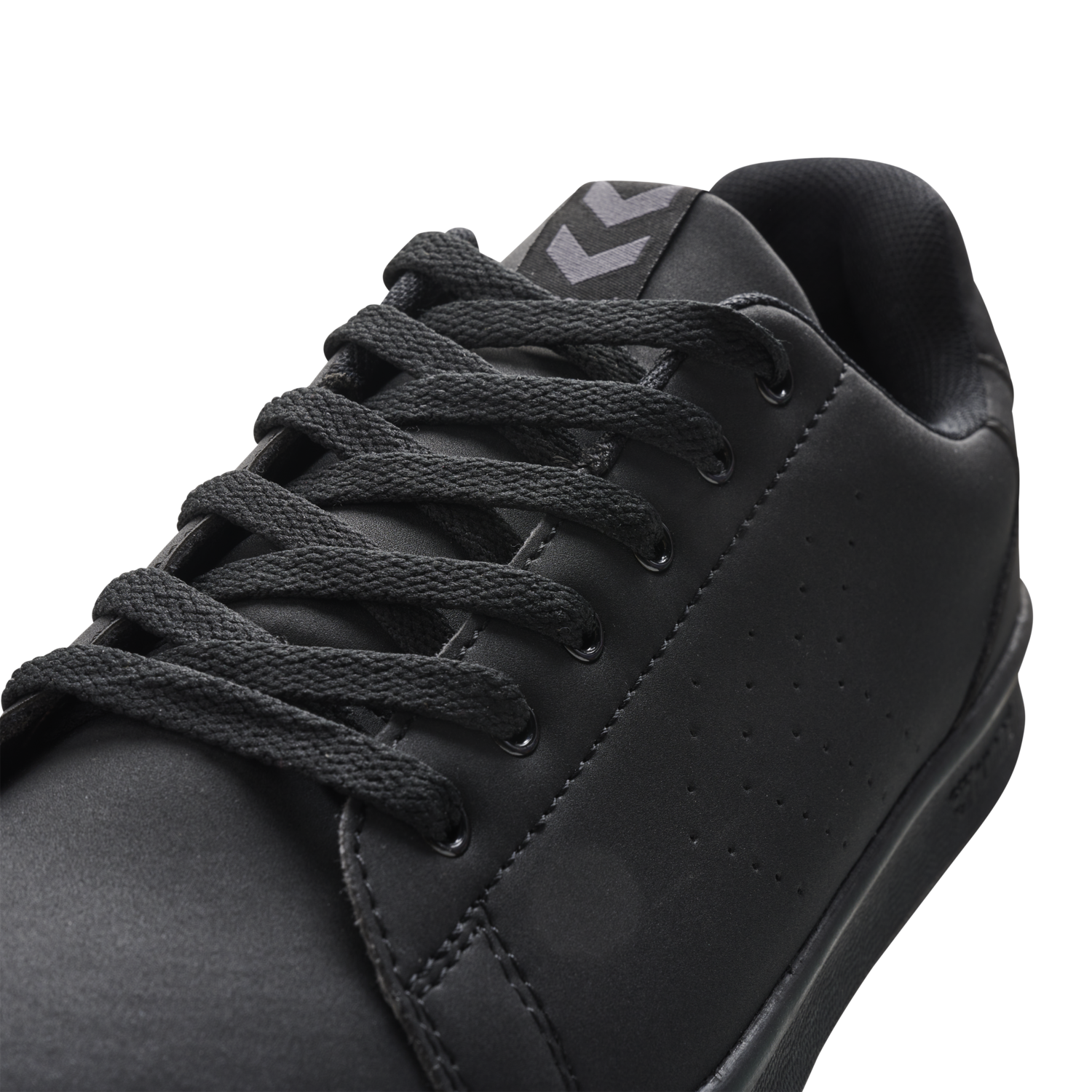 BUSAN SYNTH. NUBUCK
