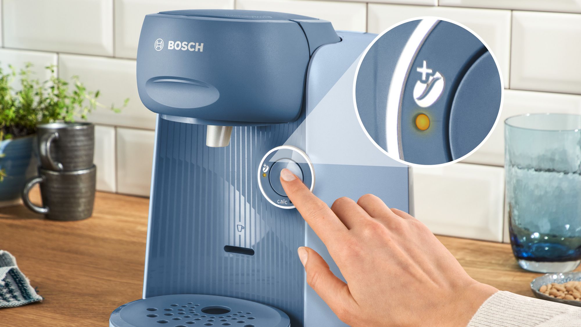 PRODUTO RECONDICIONADO # TASSIMO FINESSE TAS16B5---B Máquina de Café Multibebidas