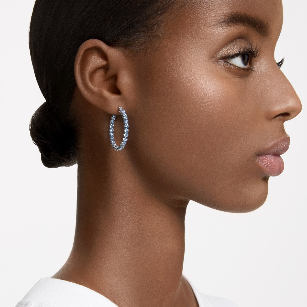 Boucles d'oreilles créoles Swarovski Matrix bleues