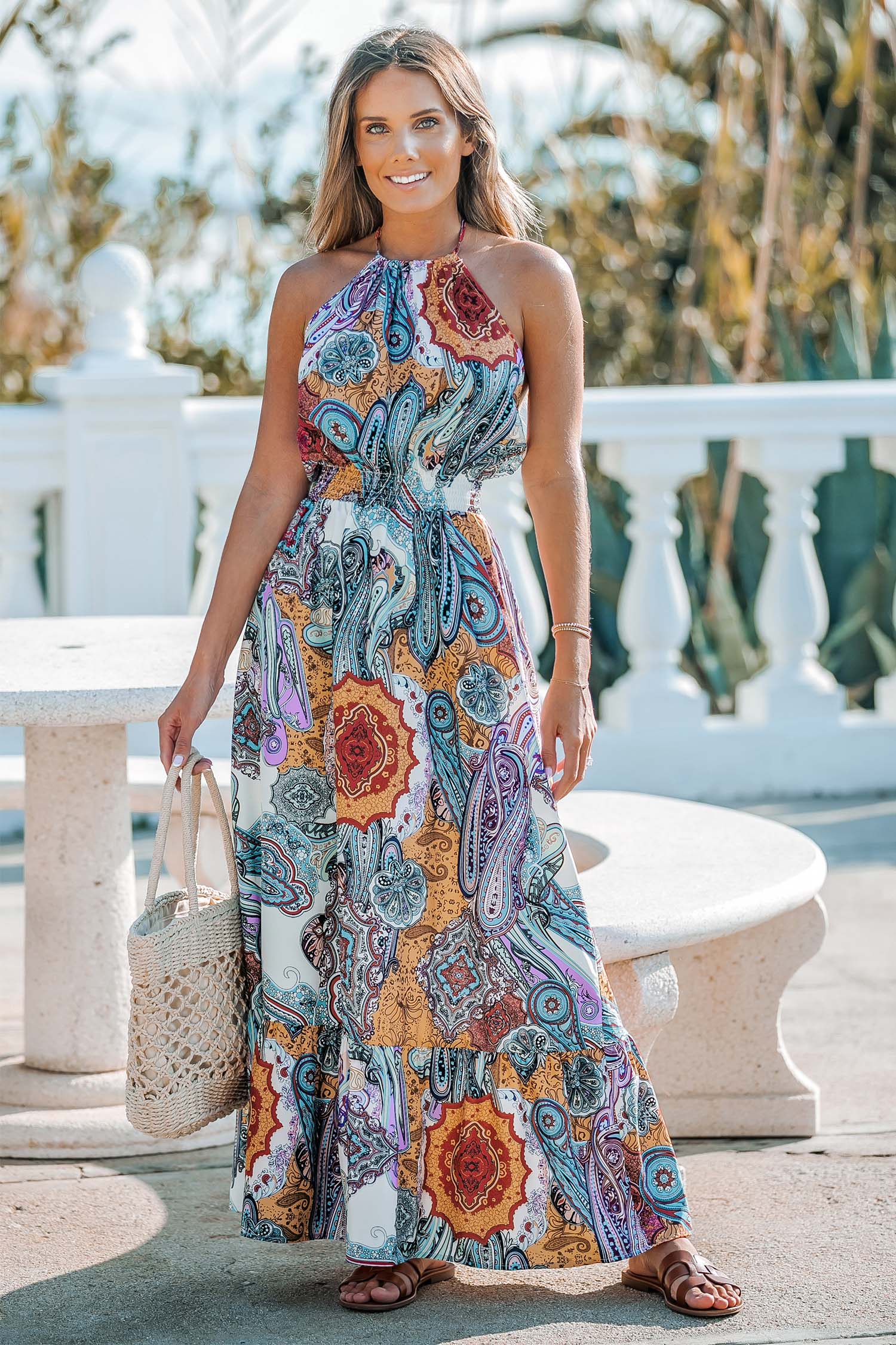 Robe maxi boho à col licou et volants
