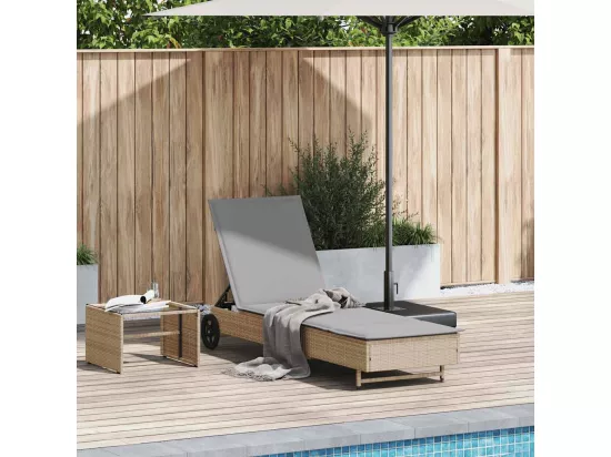 Chaise longue avec roues et coussin beige résine tressée