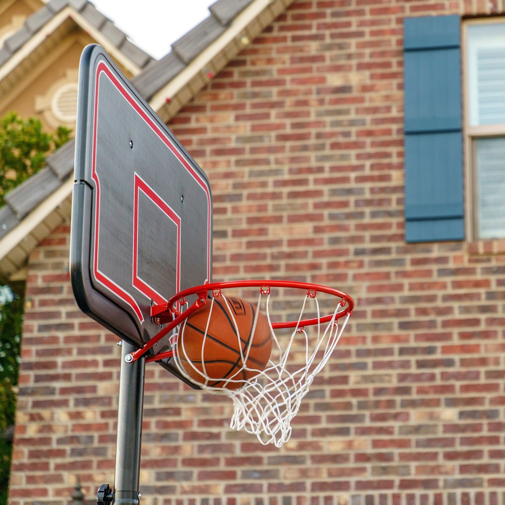 Lifetime Streamline Tragbarer Basketballständer 2,2 m bis 3,05 m