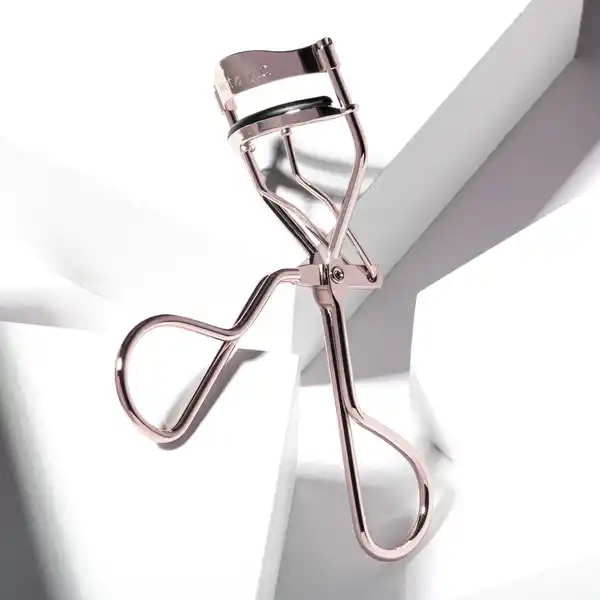 High on Lash Eyelash Curler