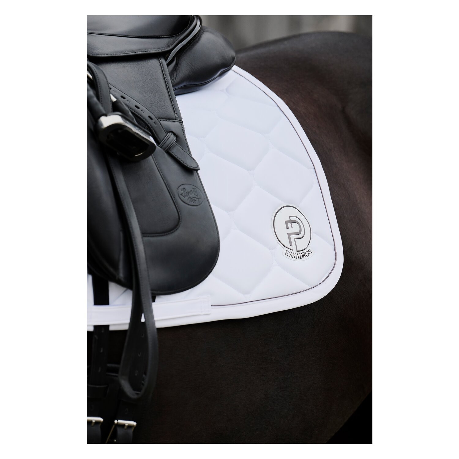 ESKADRON Platinum Schabracke Softshell Emblem - white