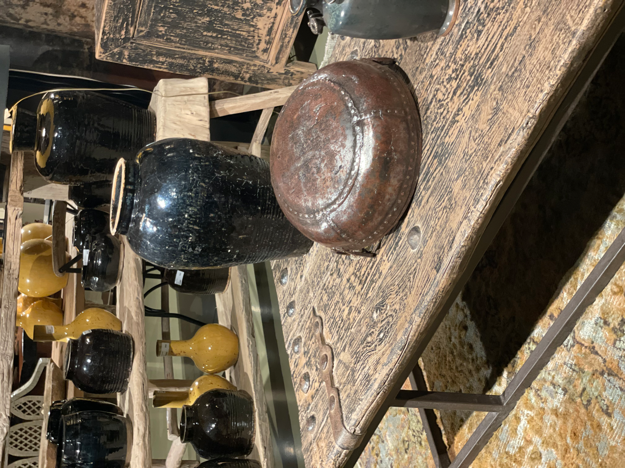 X0100994 Pot zwart uniek