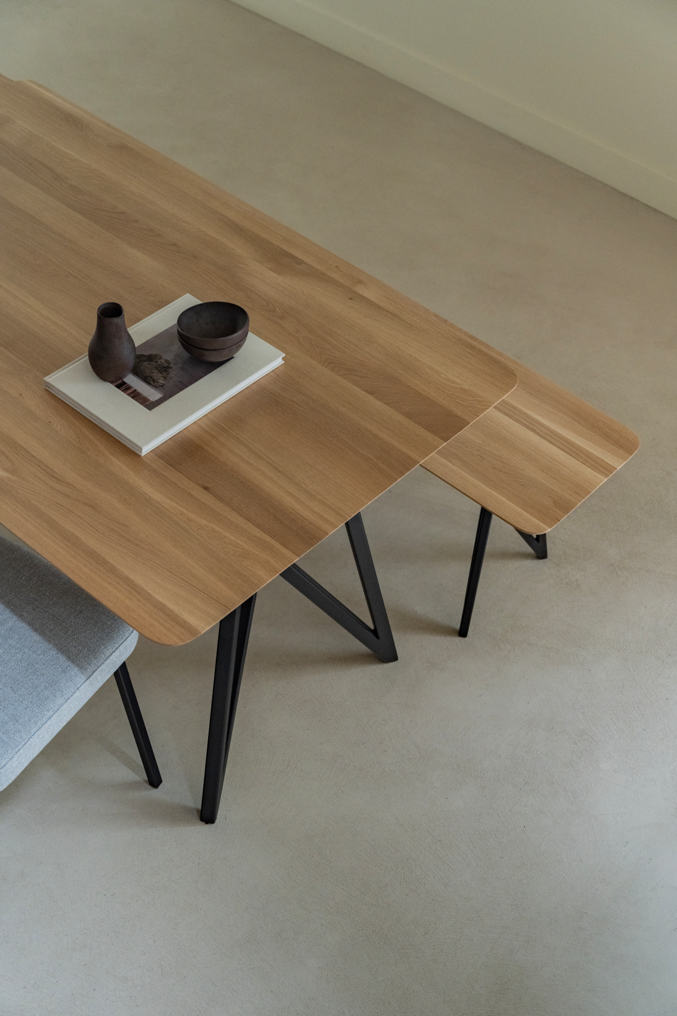 Studio HENK tafel Butterfly Rechthoekig, zwart frame - Smart Collectie 260 x 90 cm | Eikenhout | Verjongde rand | Frame Zwart