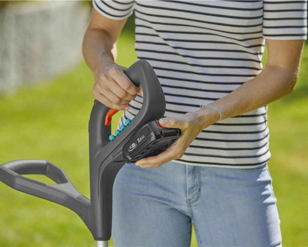 Coupe-bordures smallcut 23/18v p4a sur batterie - coupe ø 23 mm