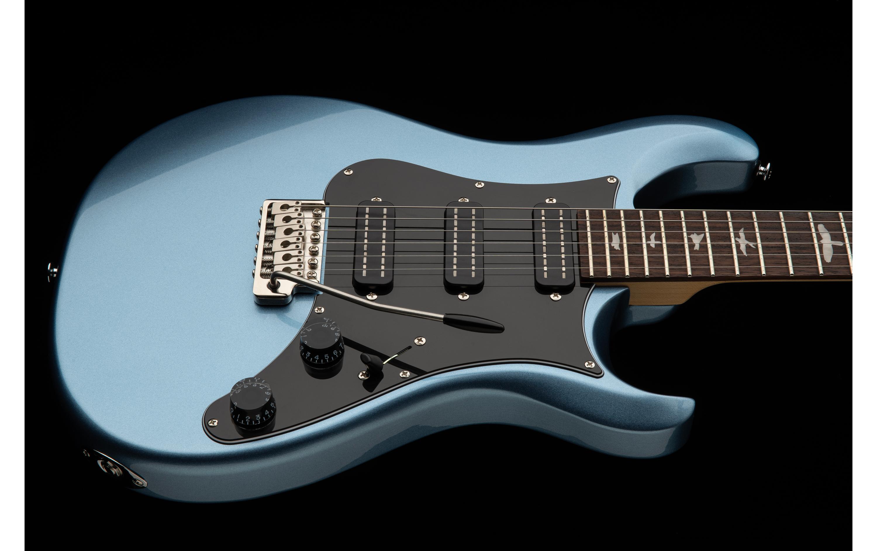 E-Gitarre SE NF3 Ice Blue Metallic<br>Allzweck-Gitarre mit Narrowfield-Pickups