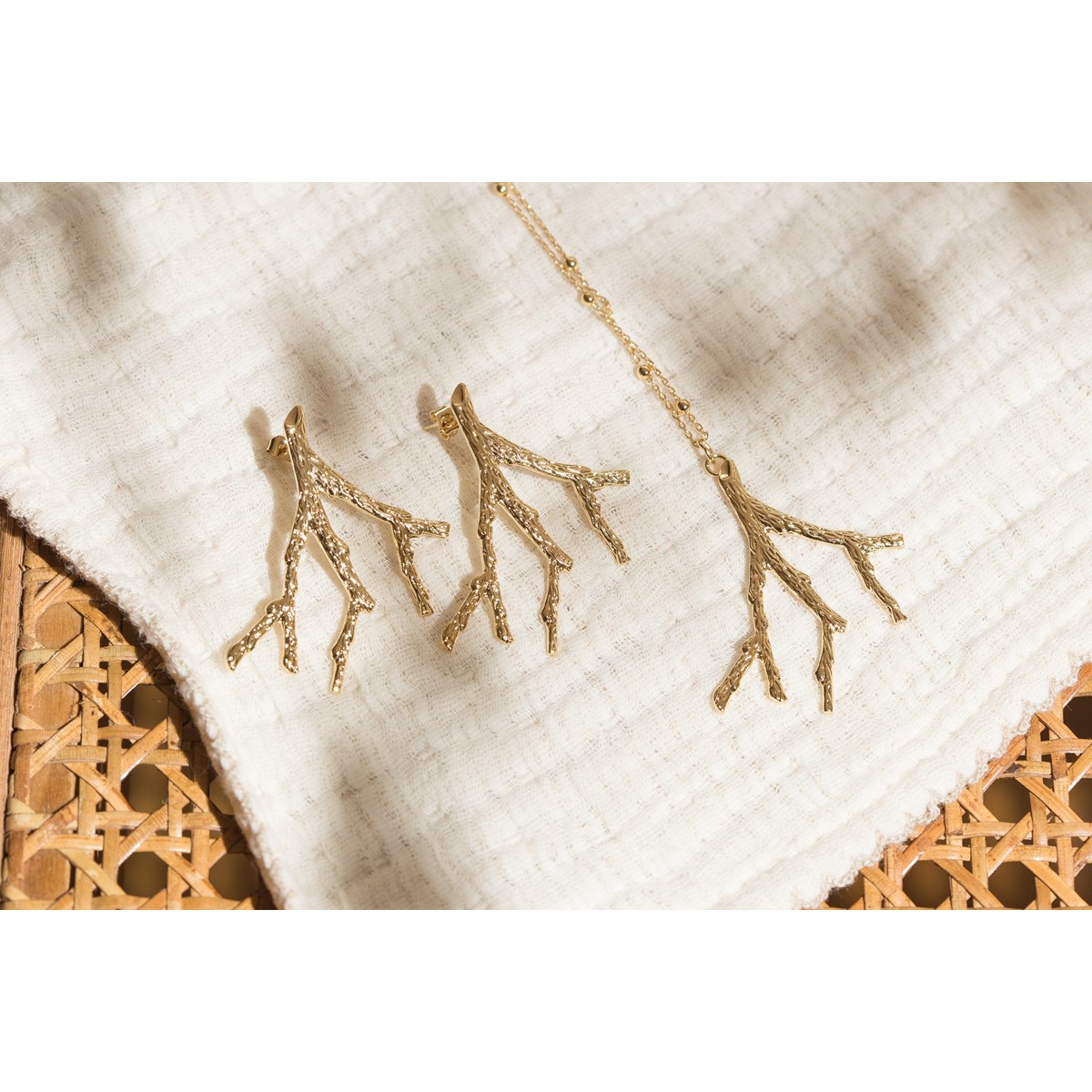 maxi boucles d'oreilles puces corail doré à l'or fin - PALLAS