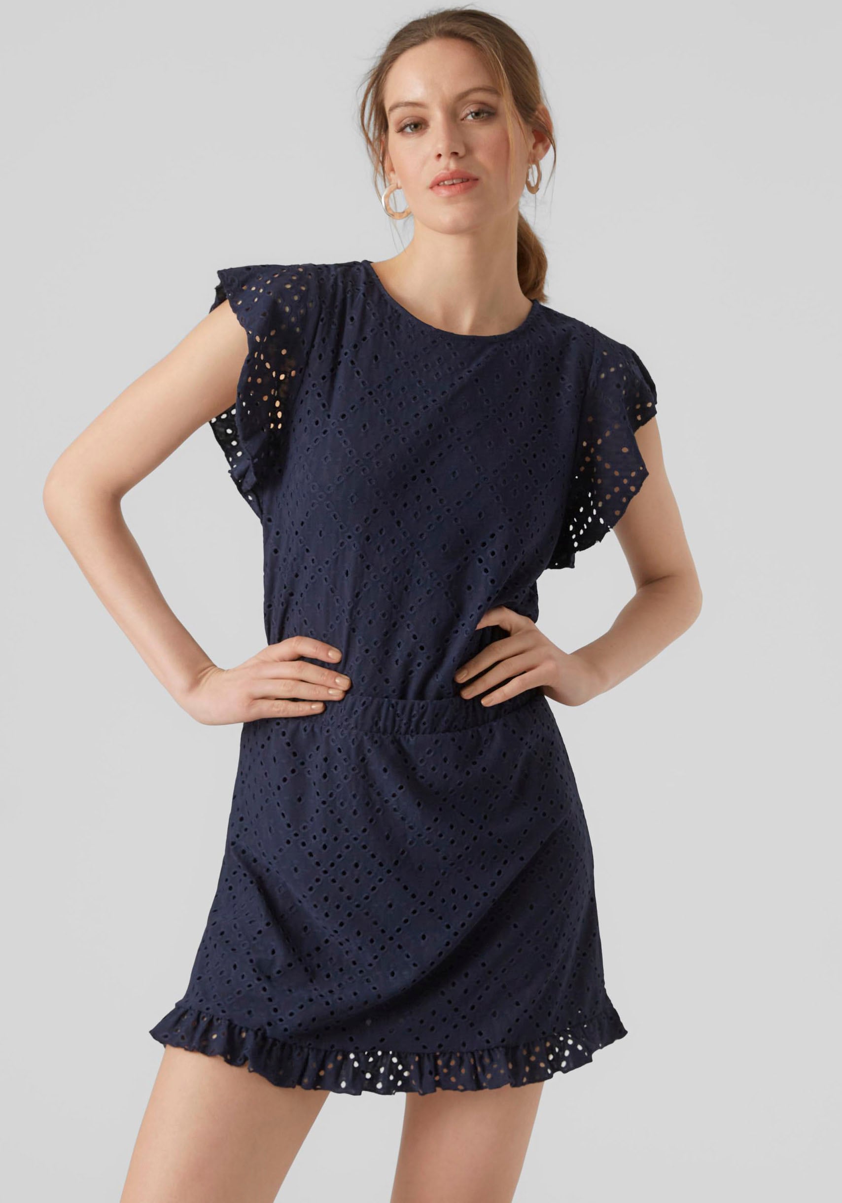 Vero Moda Rundhalsshirt »VMTASSA SL FRILL TOP NOOS«