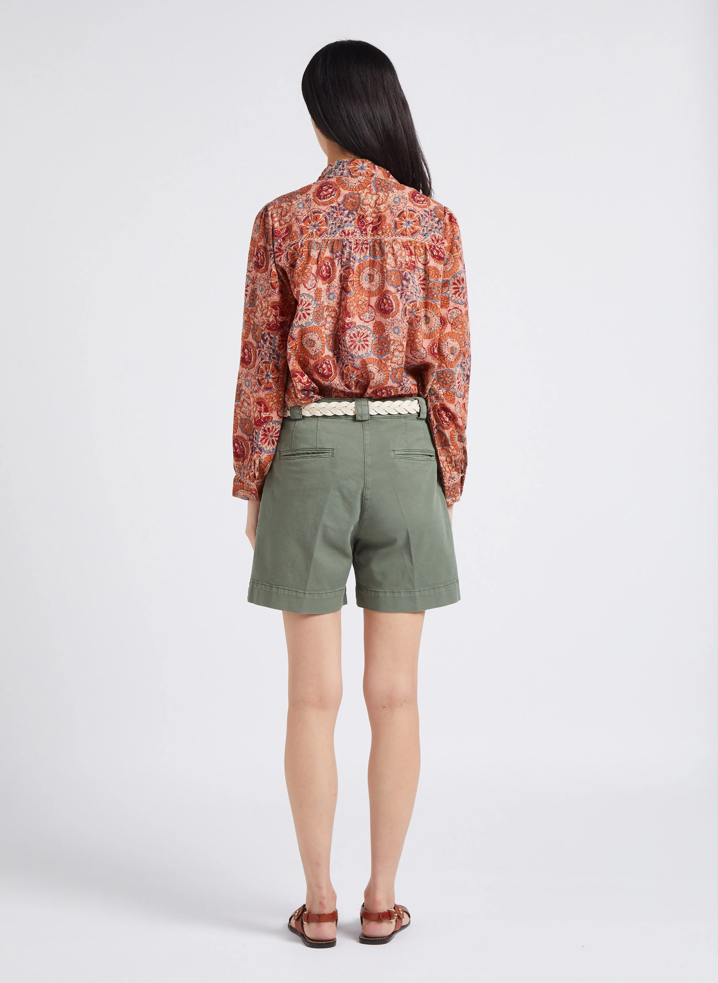 VERMONT - Short large en coton mélangé | Kaki