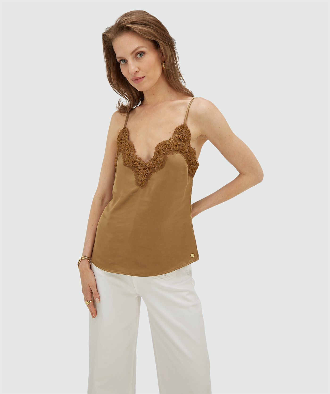 JV-BAILA regular fit top met kant - khaki