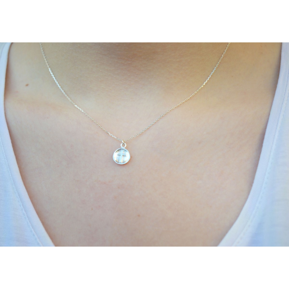 Collier délicat minimaliste médaille croix  argent 925