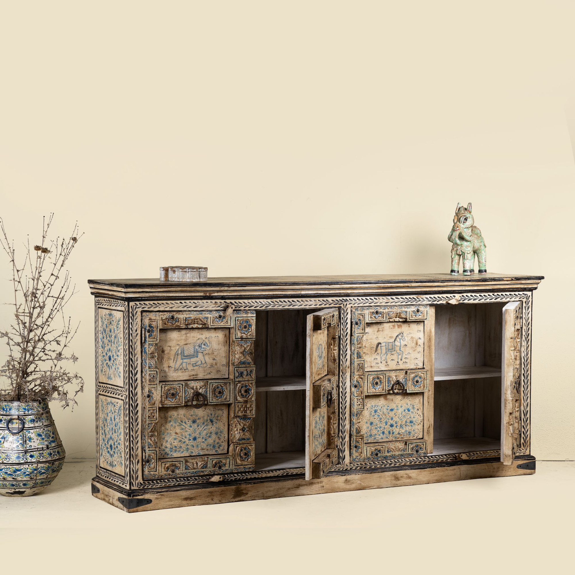 Dressoir Deepika