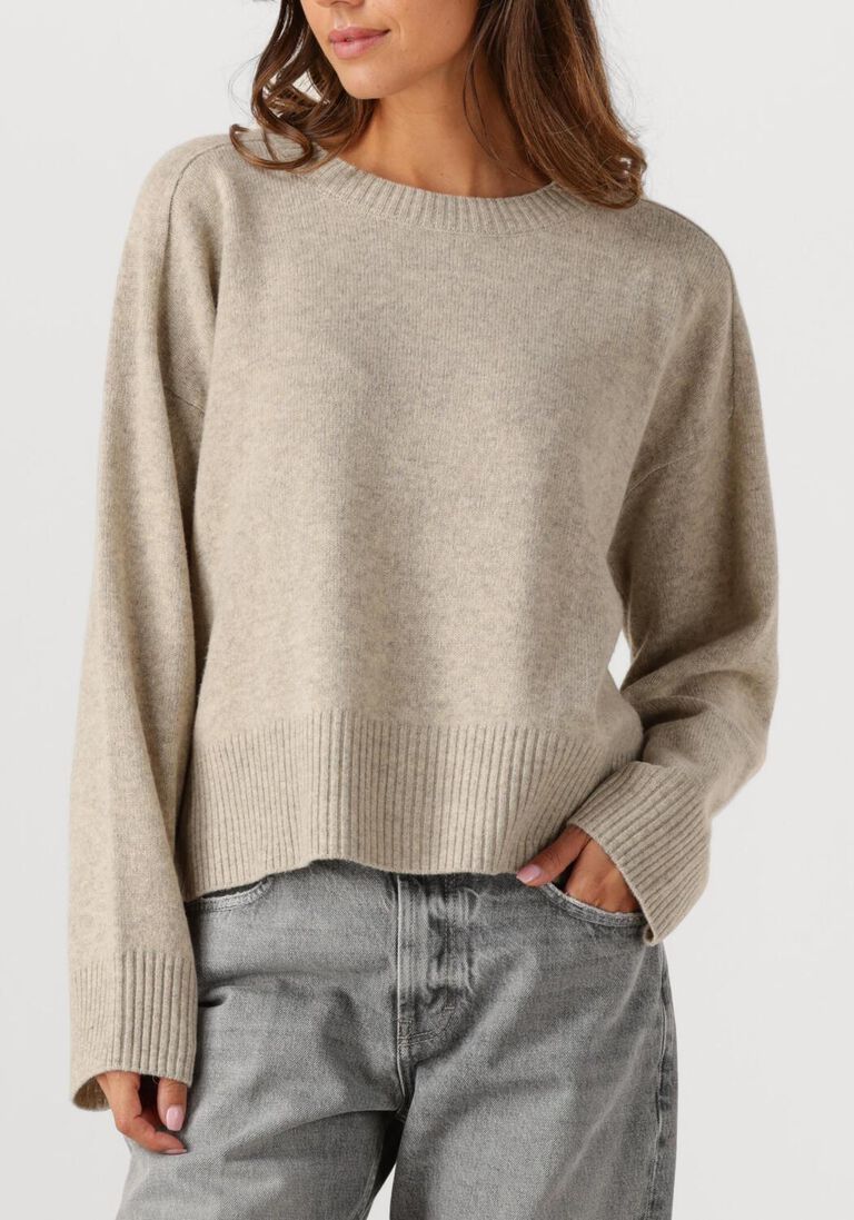 zand closed trui crew neck wide sleeve