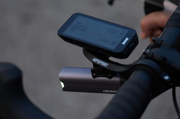 iGPSport VS800 Genopladelig Forlygte, 800 Lumen