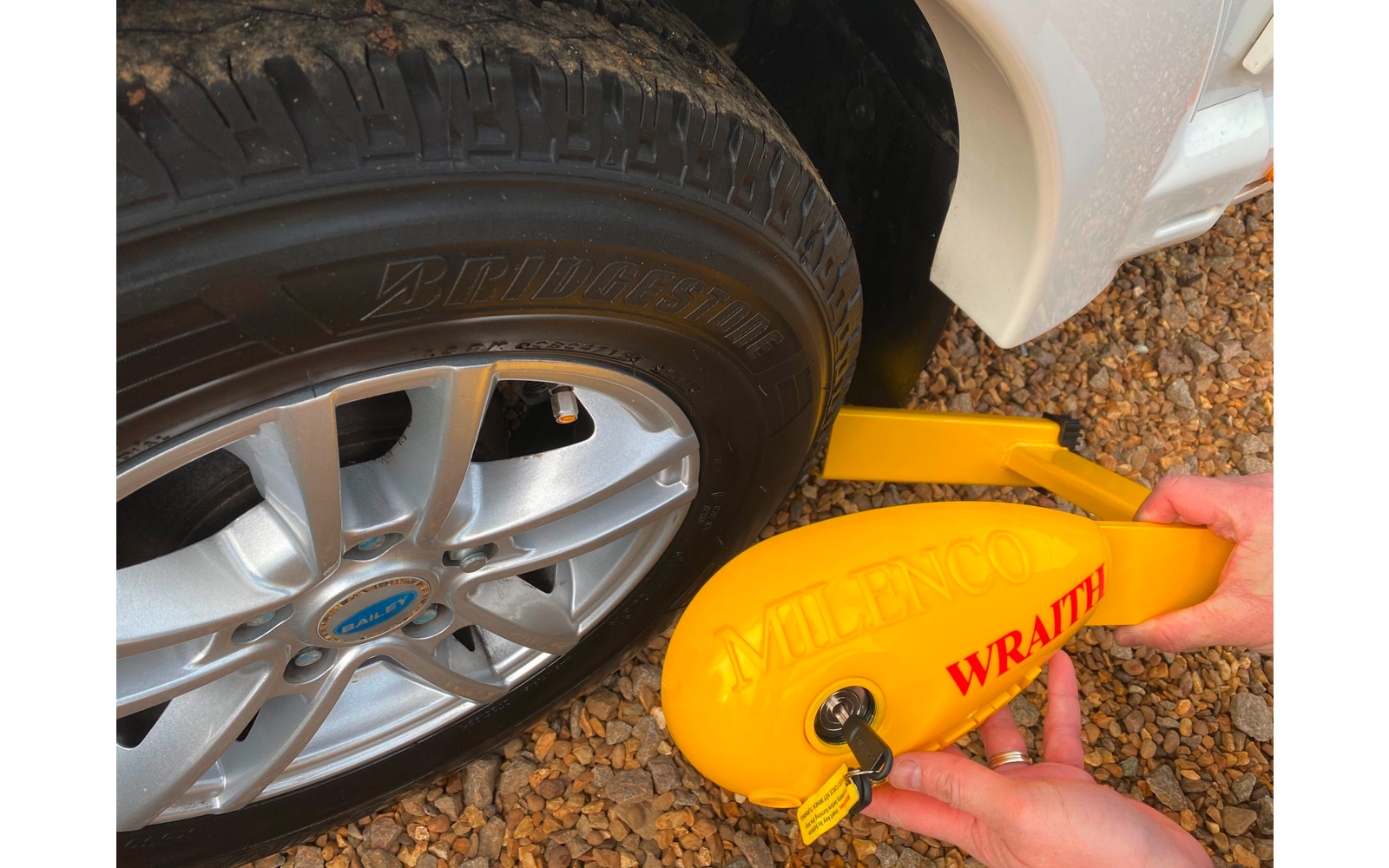 Milenco Wraith 2 Motorhome Wheel Lock - Sold Secure Gold