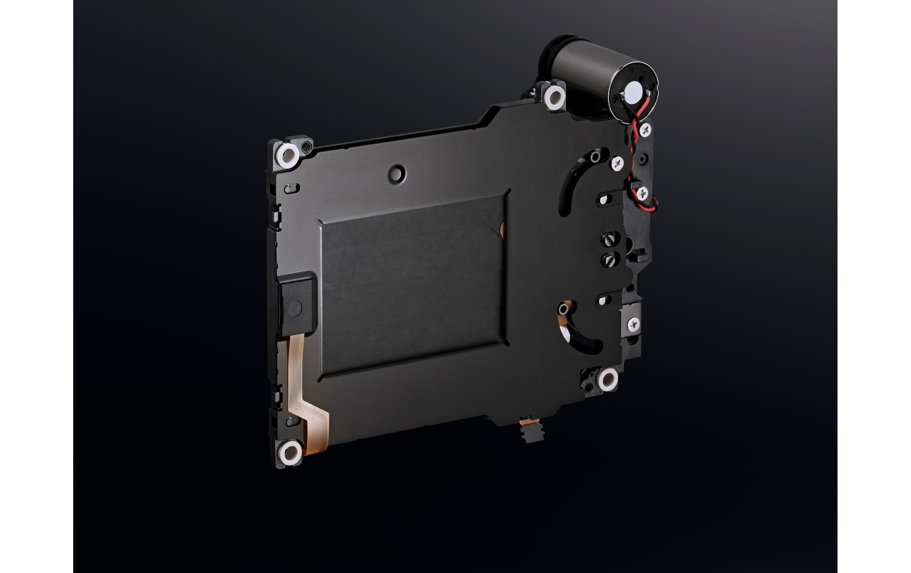 Fotokamera ZF NOKTON 50 1.0 KIT<br>Spiegellose Vollformatkamera mit Standardobjektiv mit extrem hoher Lichtstärke und manuellem Fokus