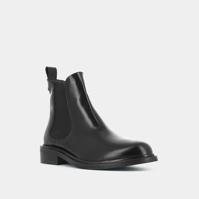 Boots chelsea  en cuir glassé noir