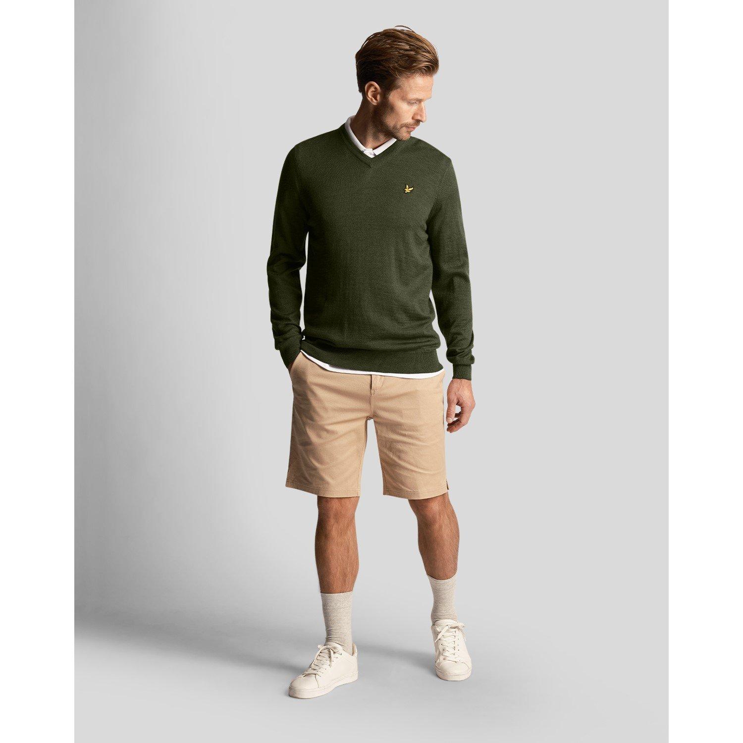 Lyle and Scott Golf V Neck Jumper