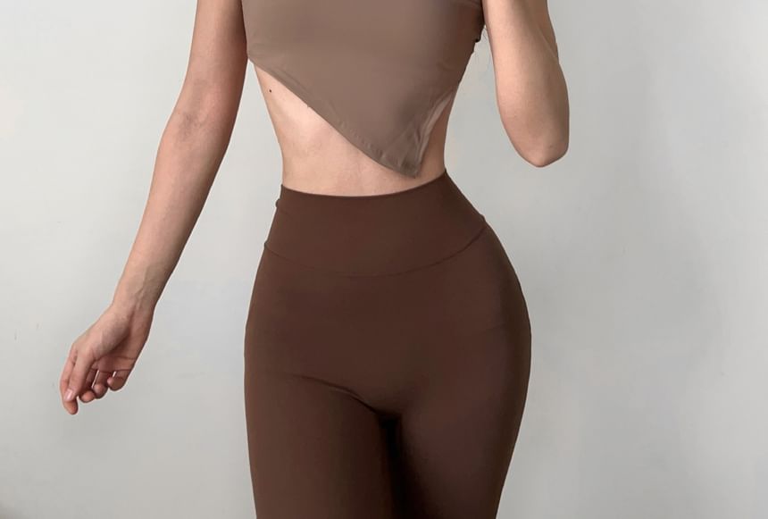 Arigne - Effen asymmetrische sportbeha-top met één schouder