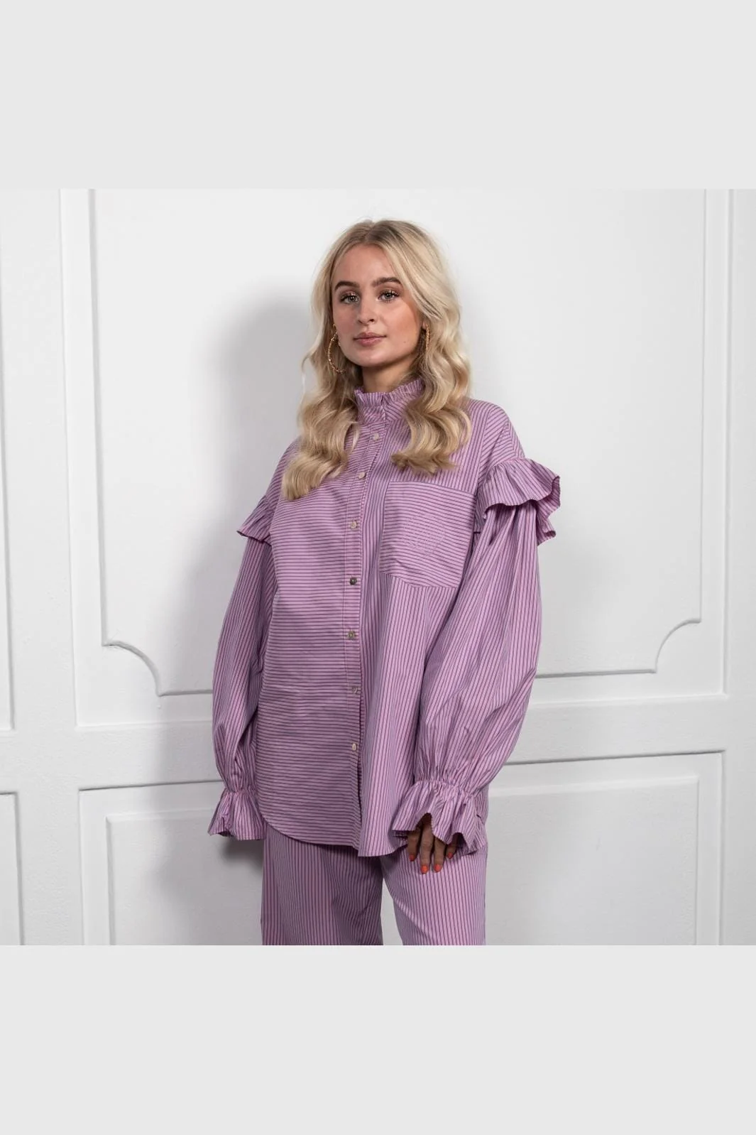 Stories From The Atelier By Copenhagen Shoes Ocean Vibes Shirt 251 purple