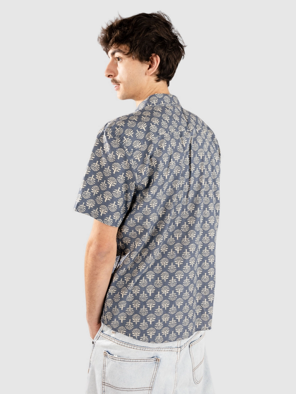 RVCA Vacationist Shirt indigo