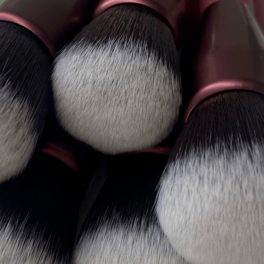 Idun Minerals Pro Soft Kabuki Brush