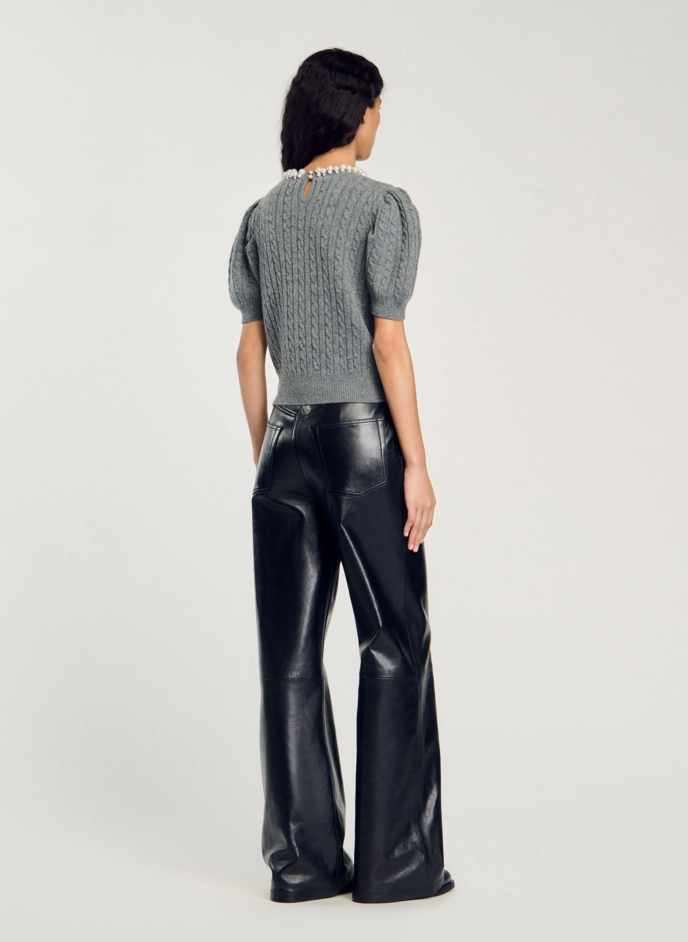 Pull court à encolure ronde en laine mélangée | Gris