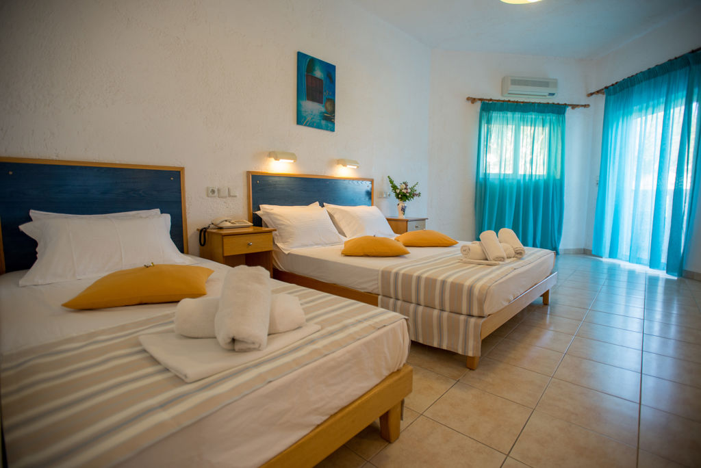 Neos Ikaros Logies en ontbijt - Hotel