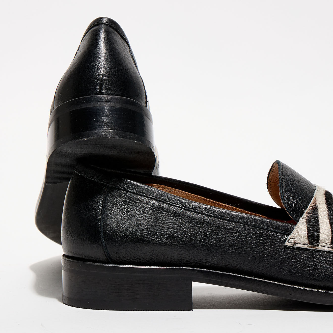 Apologie Mocassins en Cuir Juliette noir/zèbre