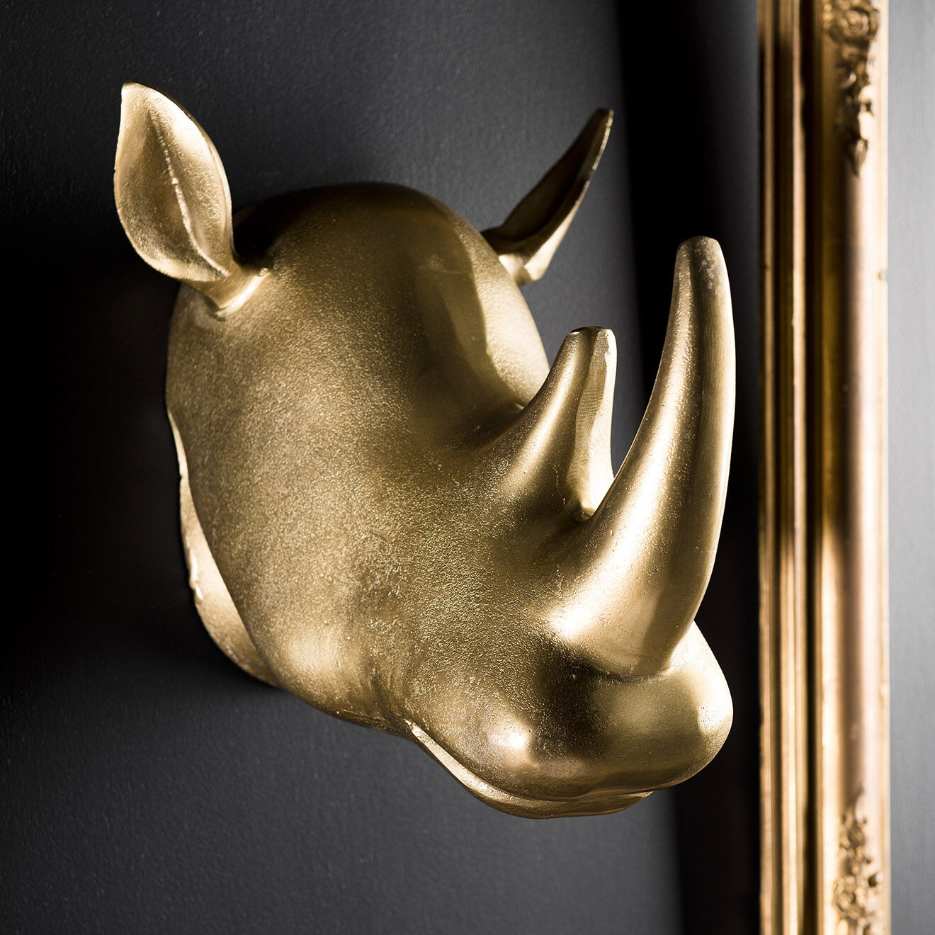 Macabane Sculpture rhinoceros Jonas dorée - 29x33x33 cm