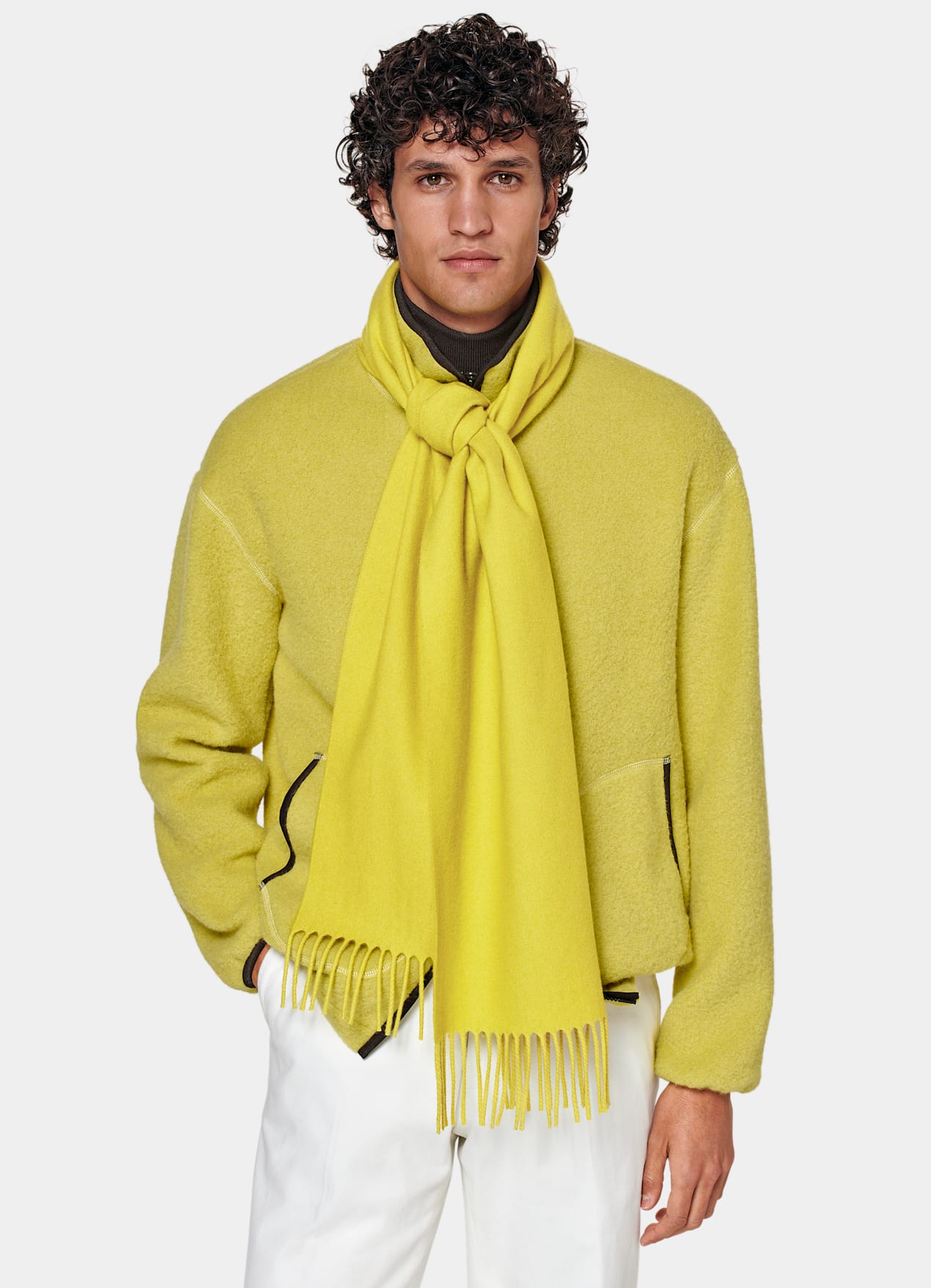 Écharpe jaune
