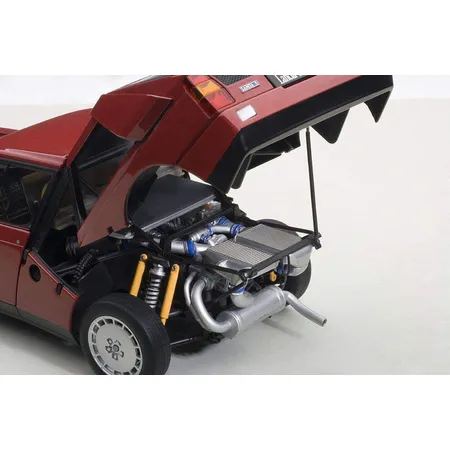AUTOart Lancia Delta S4 Stradale 1985 rot