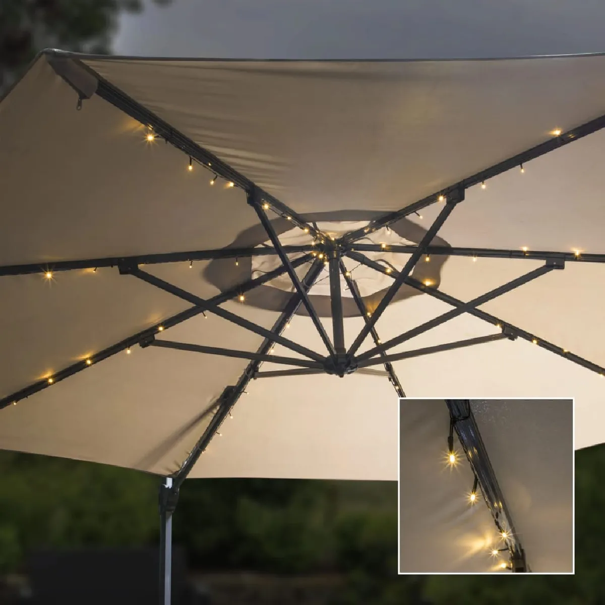 HI Guirlande LED Parasol - Blanc Chaud