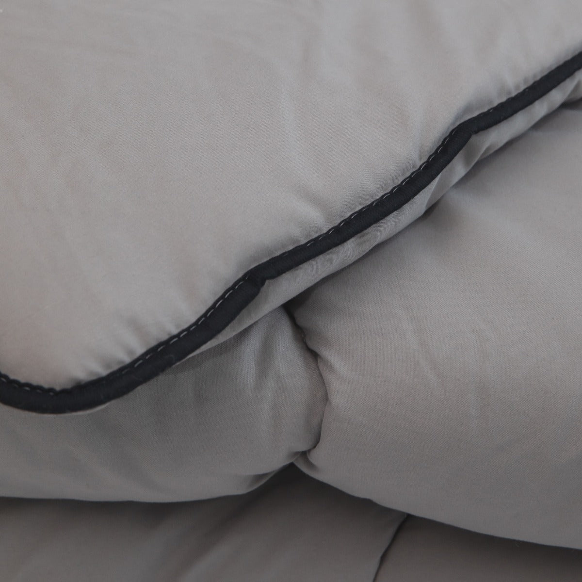Avenue - Microvezel - Taupe - All-Year Dekbed - 200x200cm