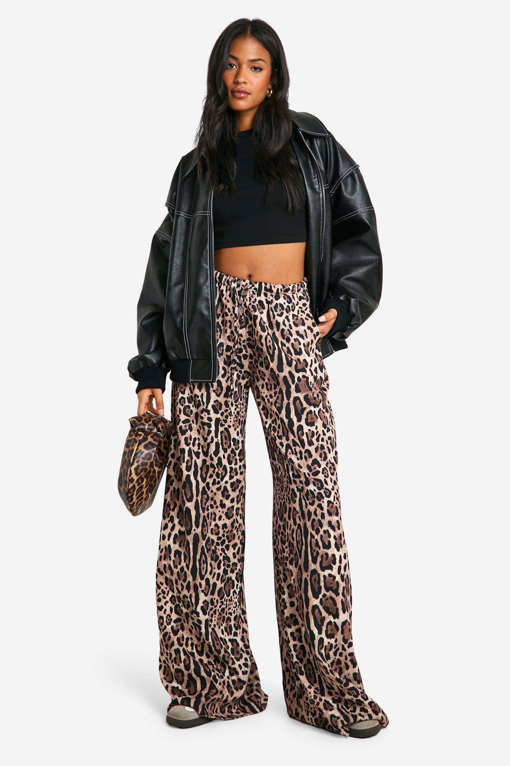 boohoo Pantalon Large À Imprimé Animal Pour Grande Taille