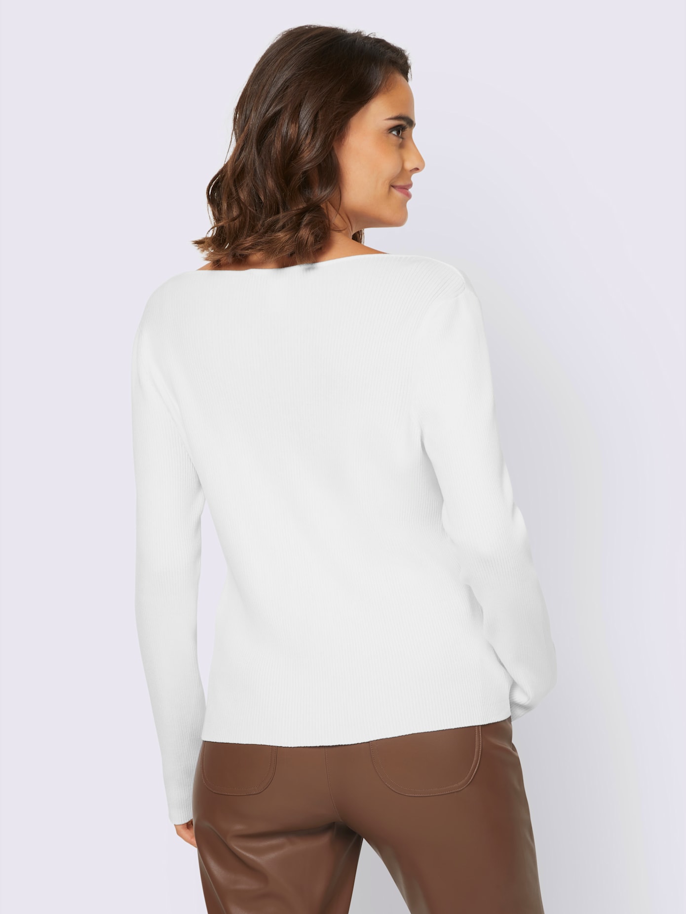 Pull encolure en forme de cœur