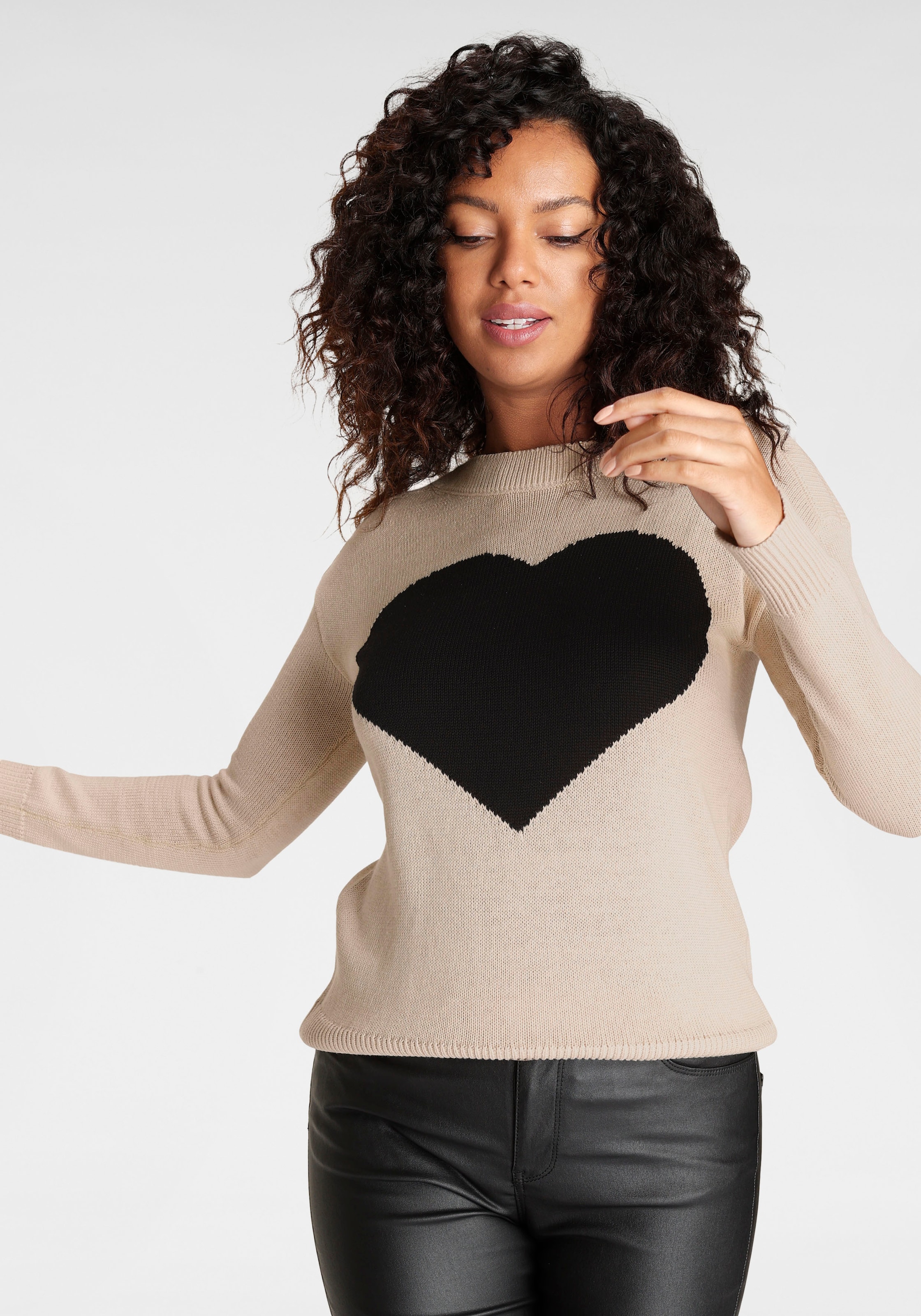 Laura Scott Strickpullover , mit Herz-Strickmuster